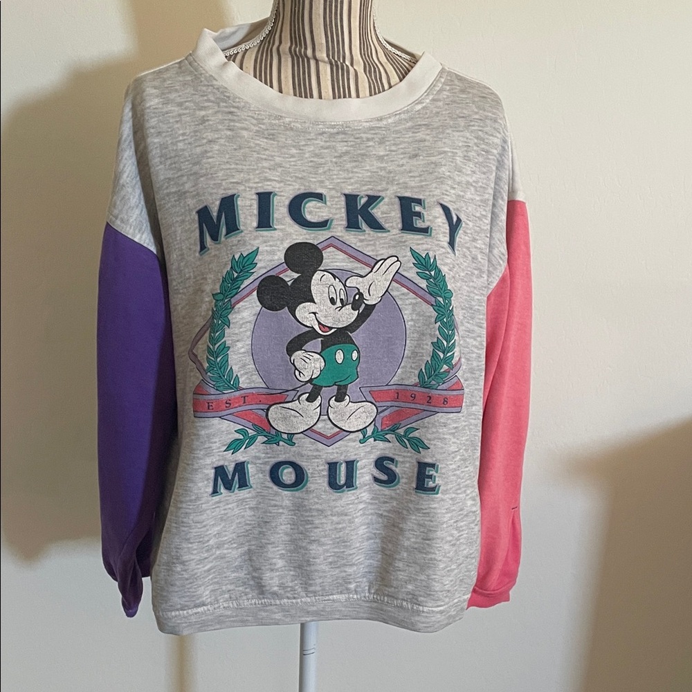 Vintage 80’s/90’s Disney Mickey Sweatshirt
